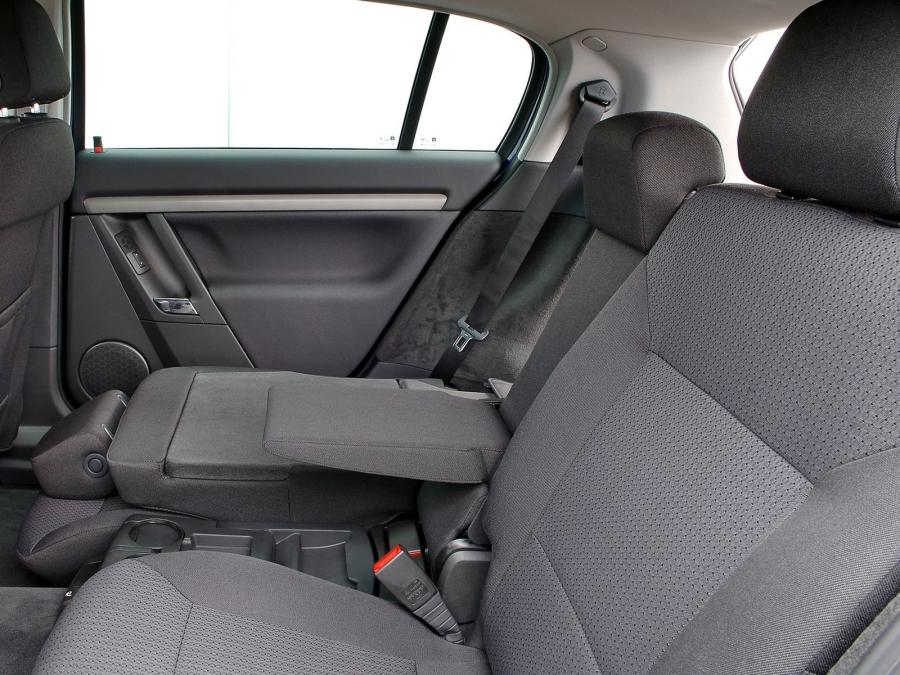  Vauxhall Signum 2006 года  (фото 3 из 12)
